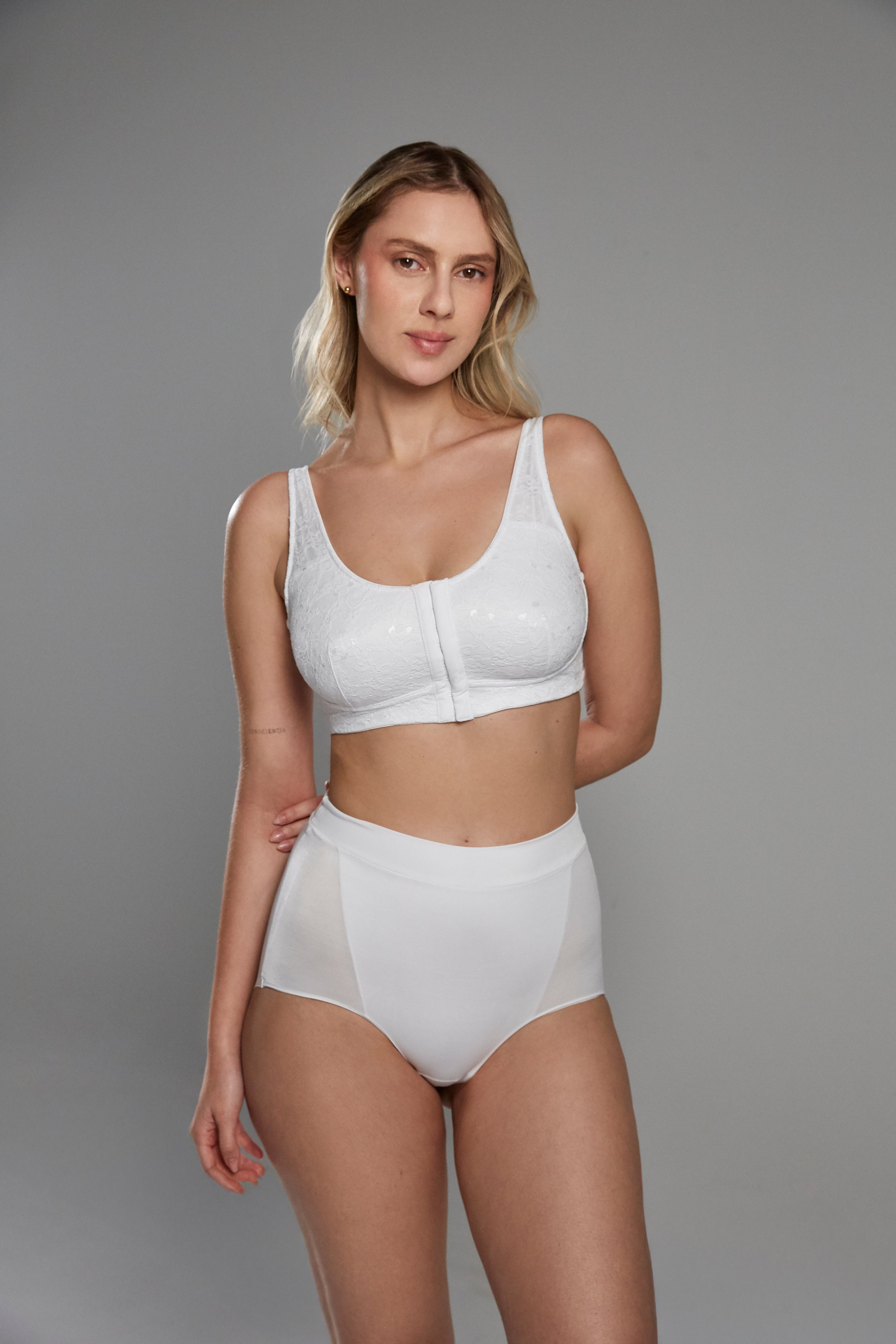 Bralette (011419)